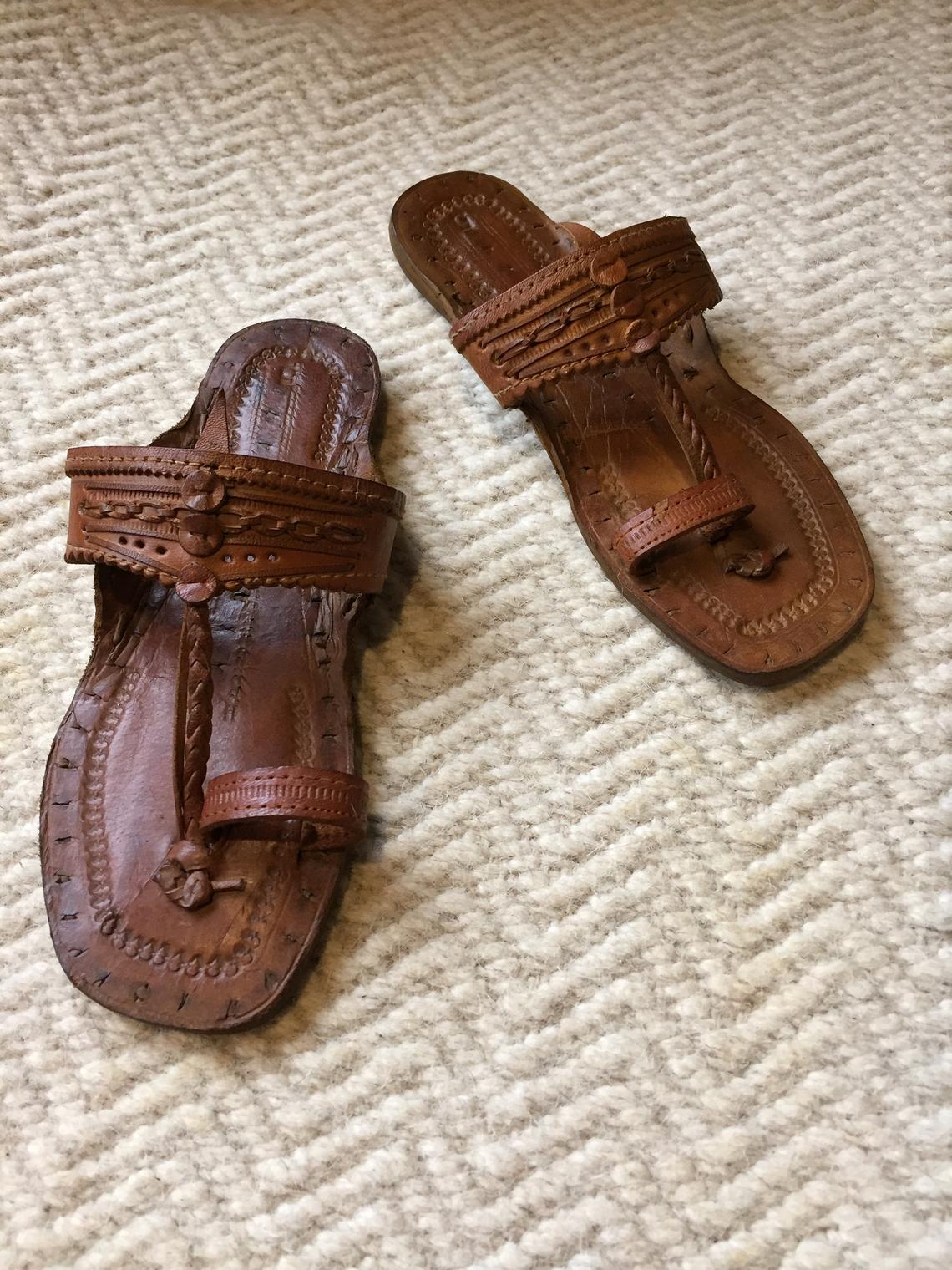 Chain kolhapuri for women